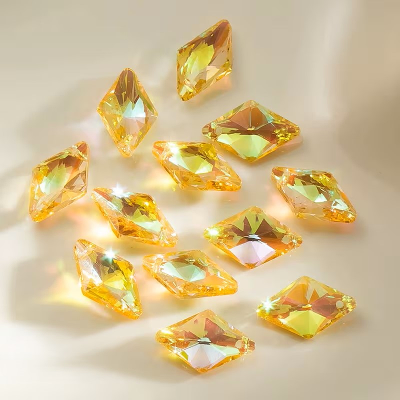 Pandantiv romb cristal 12x19mm galben